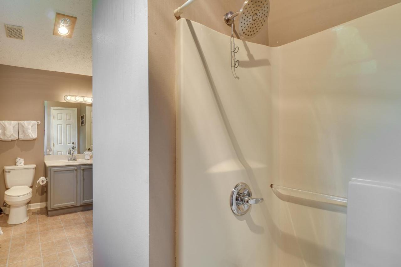 Gatlinburg Vacation Rental Balcony With Hot Tub! ภายนอก รูปภาพ